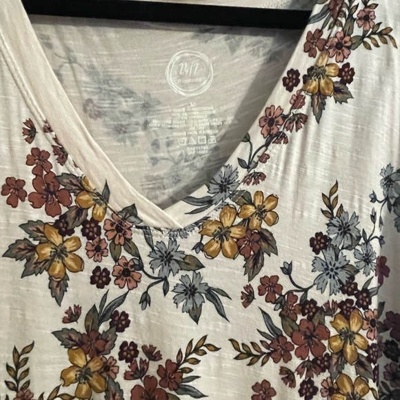 Maurices Floral Tank Top - Cream/ floral - Picture 2 of 4